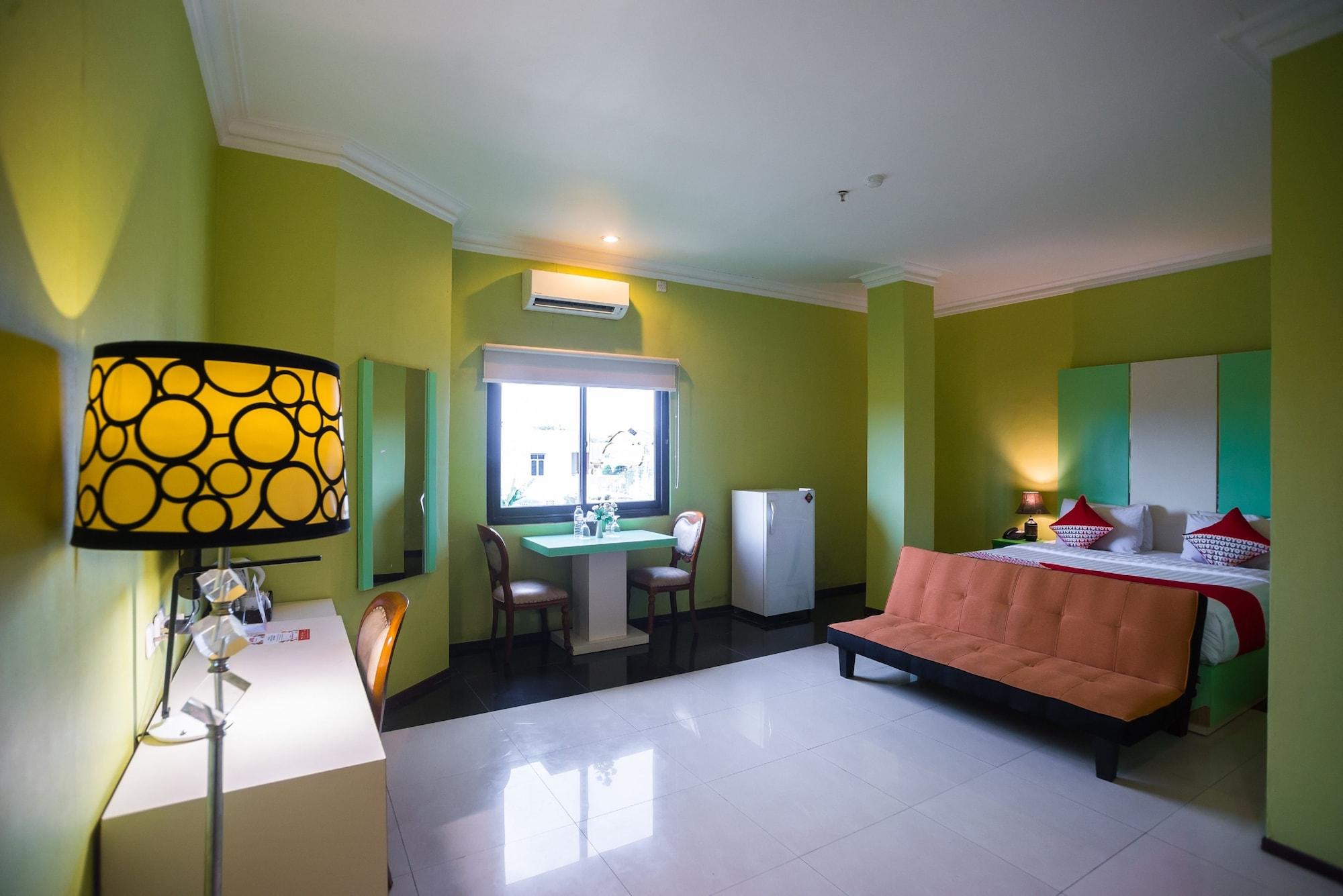 Royal Park Hotel Samarinda Ngoại thất bức ảnh