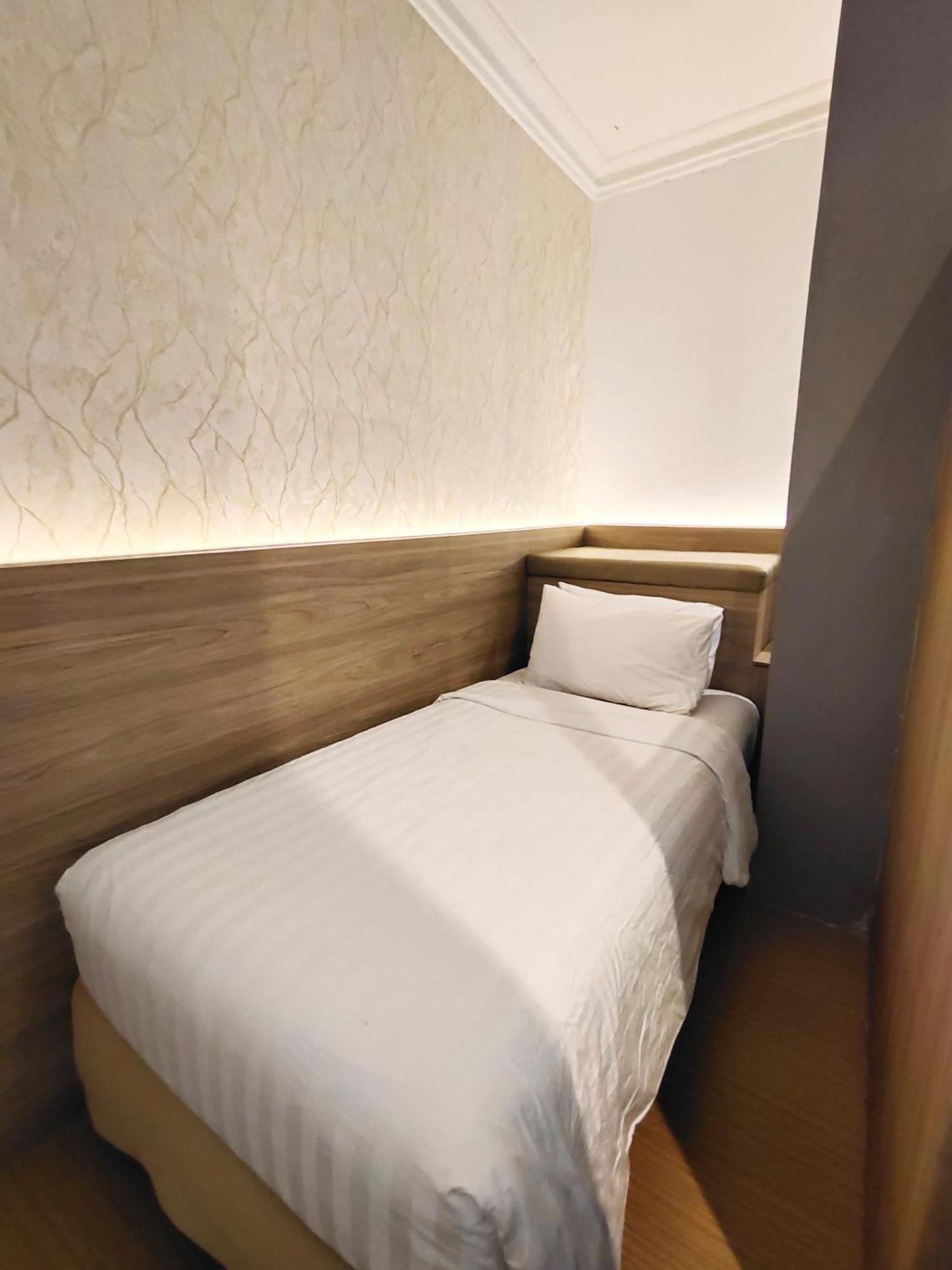 Royal Park Hotel Samarinda Ngoại thất bức ảnh